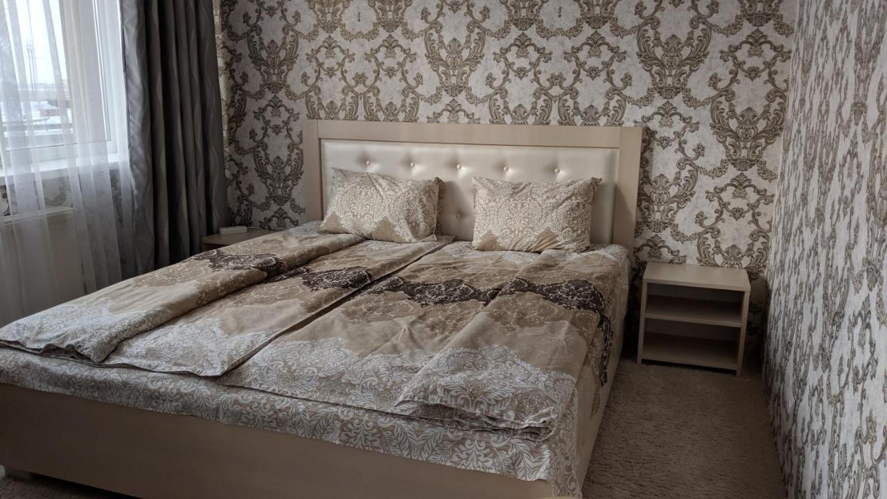 Karavan Hotel Bila Krynytsya  Bagian luar foto