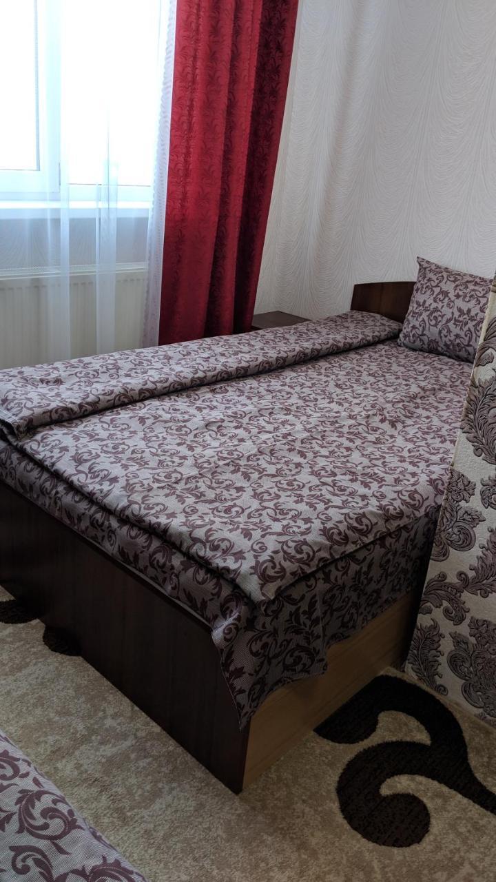 Karavan Hotel Bila Krynytsya  Bagian luar foto