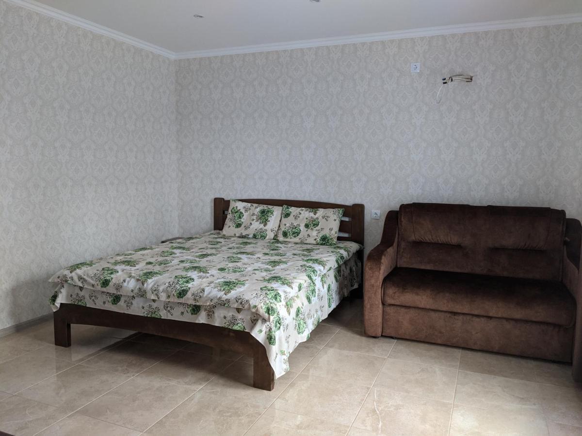 Karavan Hotel Bila Krynytsya  Bagian luar foto