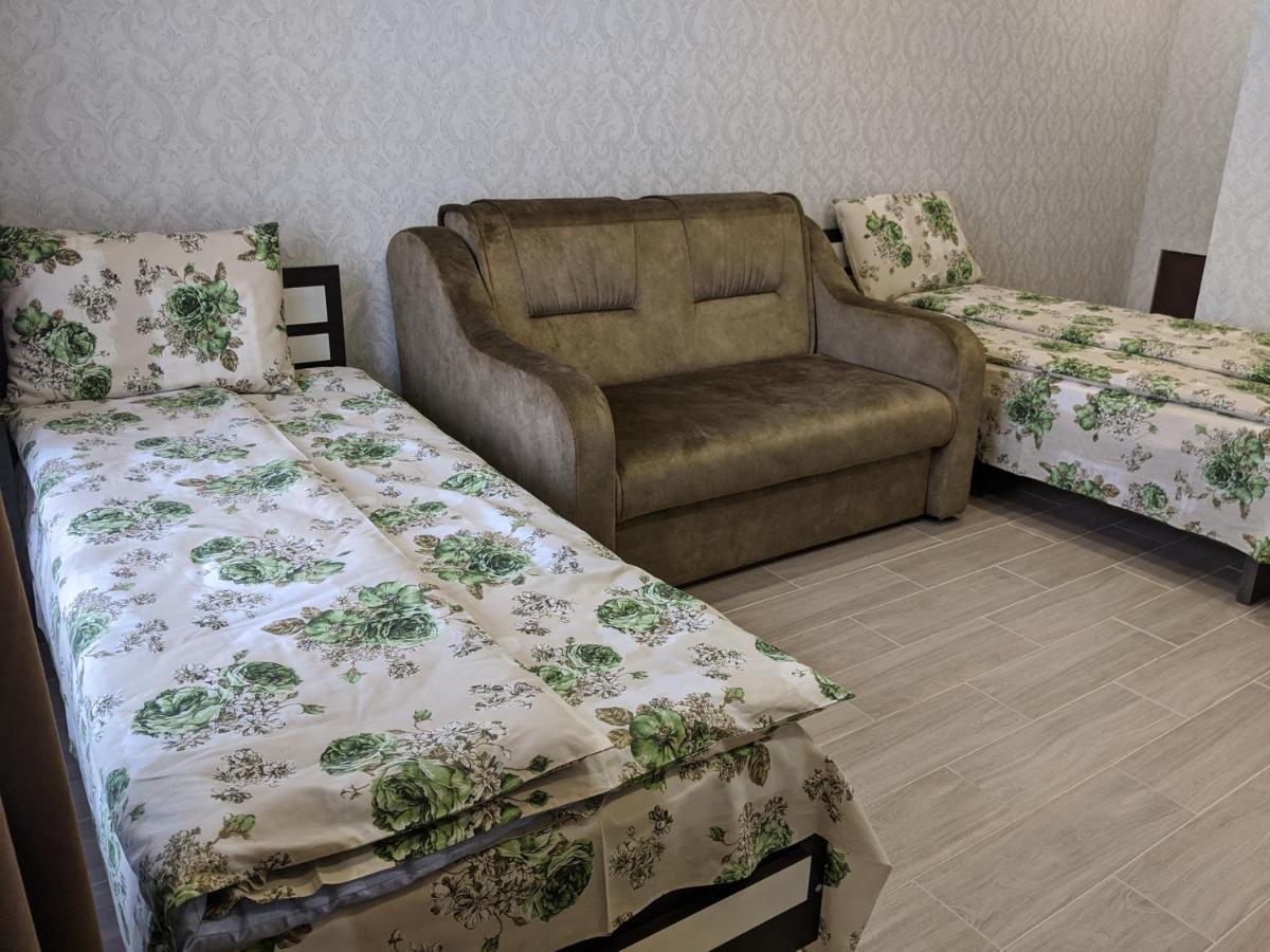 Karavan Hotel Bila Krynytsya  Bagian luar foto